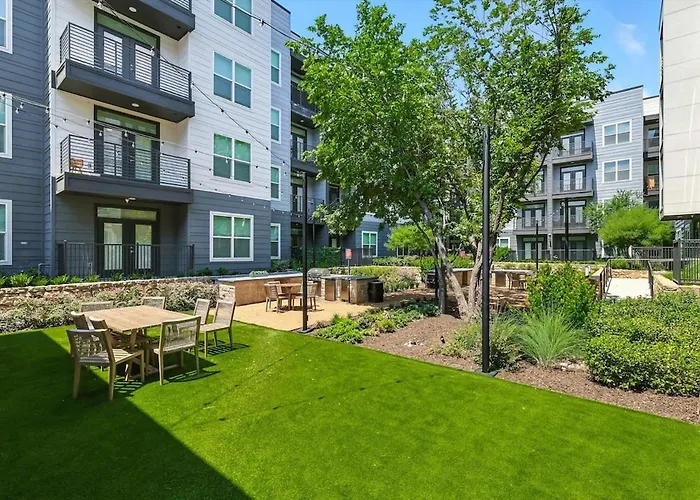 99 Modern 2b2b Near Stockyards, Pool & Gym, 7m To Dickies Stadium, 15m To At&t Stadium Apartamento *